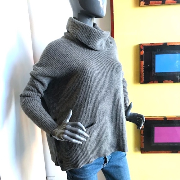 VINCE Oversized Turtleneck Wool/Yak Blend Sweater in Heather Gray NWOT/sz: XS - Picture 5 of 14